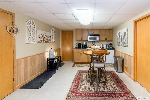 Builiding view sixty eight for 8454 Grays, Grosse Ile, MI. 48138