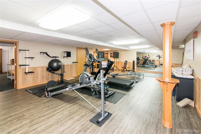 Builiding view sixty five for 8454 Grays, Grosse Ile, MI. 48138