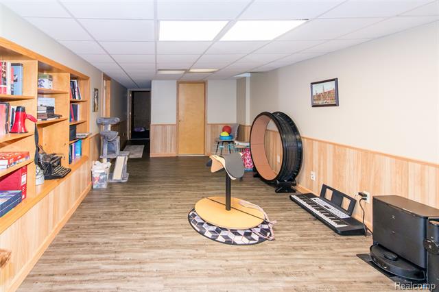 Builiding view sixty nine for 8454 Grays, Grosse Ile, MI. 48138