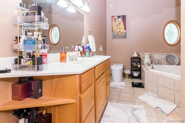 Builiding view sixty for 8454 Grays, Grosse Ile, MI. 48138