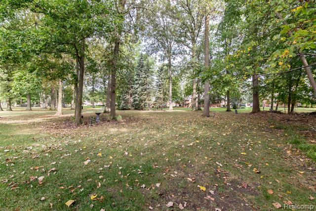 Builiding view thirteen for 8454 Grays, Grosse Ile, MI. 48138