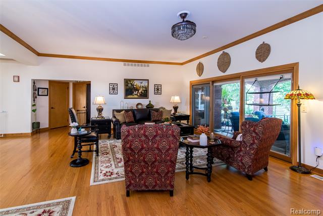 Builiding view twenty for 8454 Grays, Grosse Ile, MI. 48138