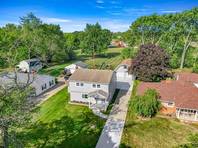 Builiding view fifty five for 3158 Lafayette, Trenton, MI. 48183