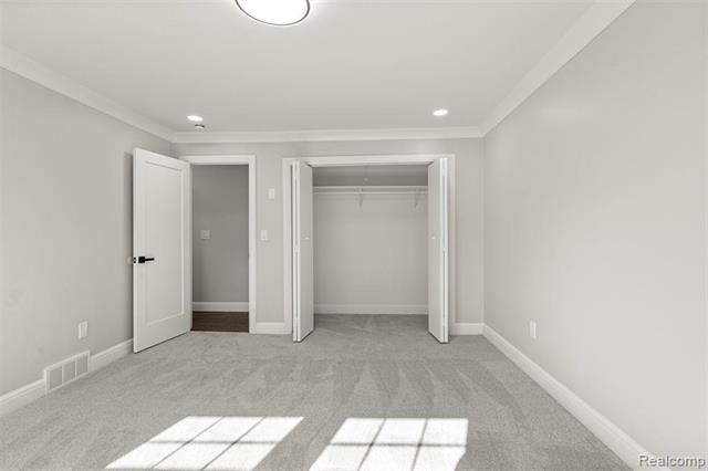 Builiding view twenty seven for 3158 Lafayette, Trenton, MI. 48183