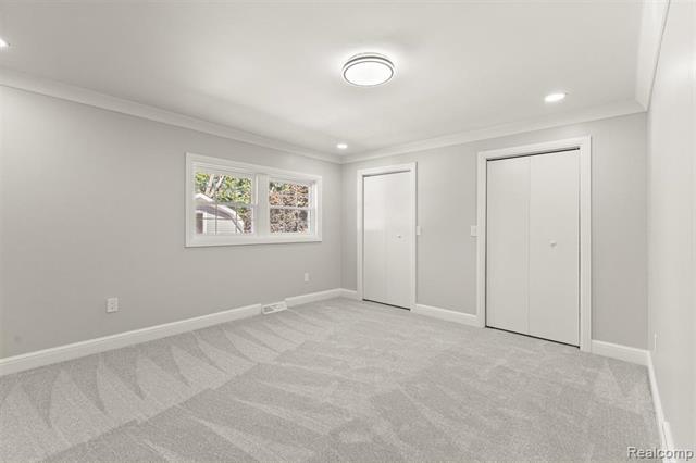 Builiding view twenty six for 3158 Lafayette, Trenton, MI. 48183