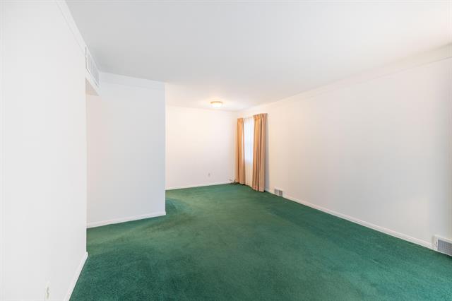 Builiding view five for 3256 S Stella, Trenton, MI. 48183