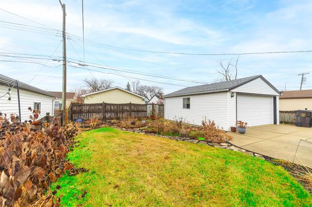 Builiding view twenty four for 3256 S Stella, Trenton, MI. 48183