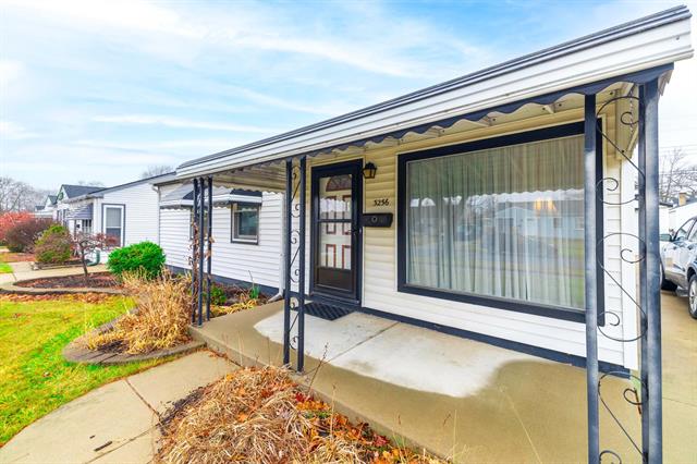 Builiding view two for 3256 S Stella, Trenton, MI. 48183