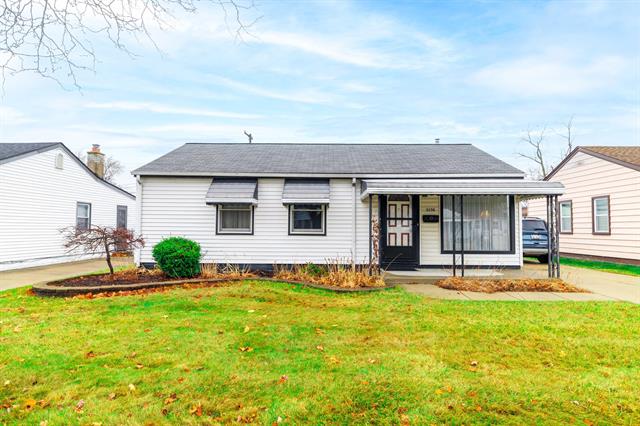 front view for 3256 S Stella Ct, Trenton, Mi. 48183