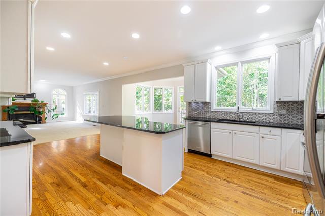 Builiding view eleven for 22015 Ember, Grosse Ile, MI. 48138