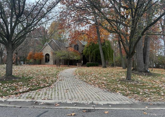 Builiding view five for 22015 Ember, Grosse Ile, MI. 48138