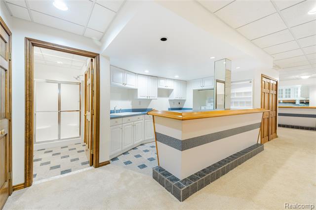 Builiding view forty for 22015 Ember, Grosse Ile, MI. 48138