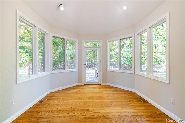 Builiding view seventeen for 22015 Ember, Grosse Ile, MI. 48138