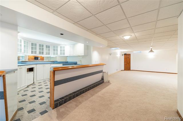 Builiding view thirty five for 22015 Ember, Grosse Ile, MI. 48138