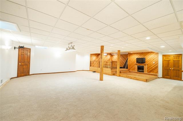 Builiding view thirty seven for 22015 Ember, Grosse Ile, MI. 48138