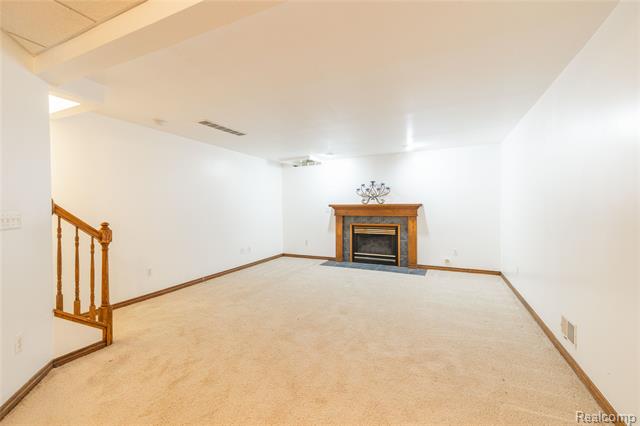 Builiding view thirty three for 22015 Ember, Grosse Ile, MI. 48138