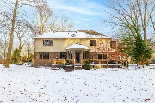 Builiding view two for 22015 Ember, Grosse Ile, MI. 48138