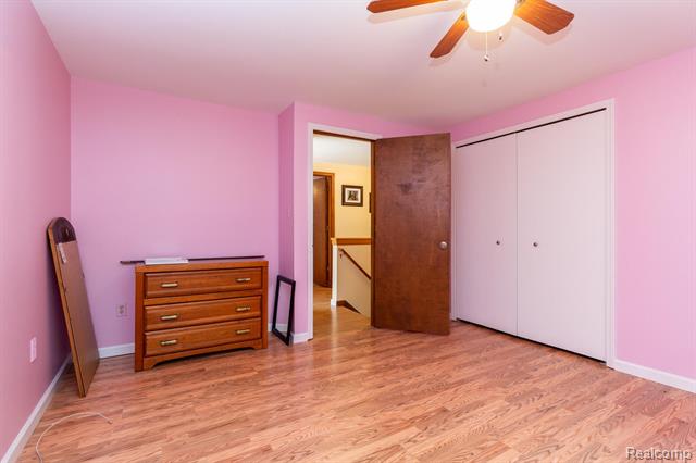 Builiding view twenty nine for 22133 Meridian, Grosse Ile, MI. 48138