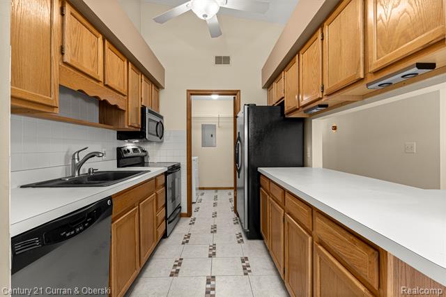 Builiding view thirteen for 1325 Harbour, Trenton, MI. 48183