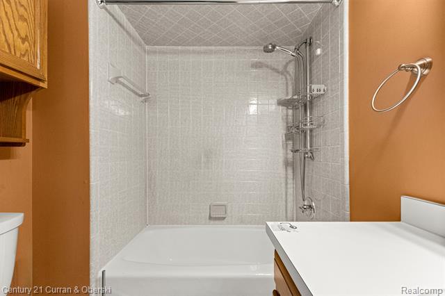 Builiding view twenty five for 1325 Harbour, Trenton, MI. 48183