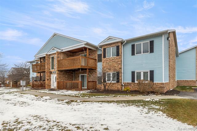 Builiding view two for 1325 Harbour, Trenton, MI. 48183