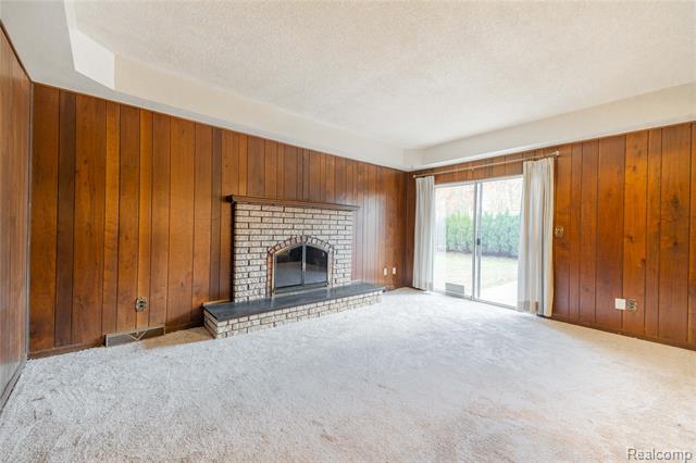 Builiding view four for 21819 Meridian, Grosse Ile, MI. 48138