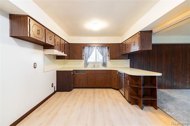 Builiding view three for 21819 Meridian, Grosse Ile, MI. 48138