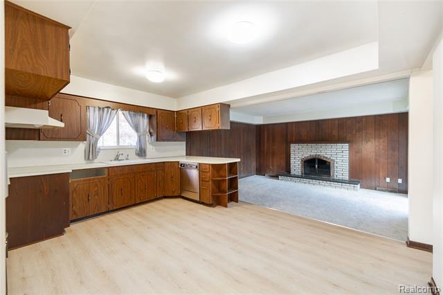 Builiding view two for 21819 Meridian, Grosse Ile, MI. 48138