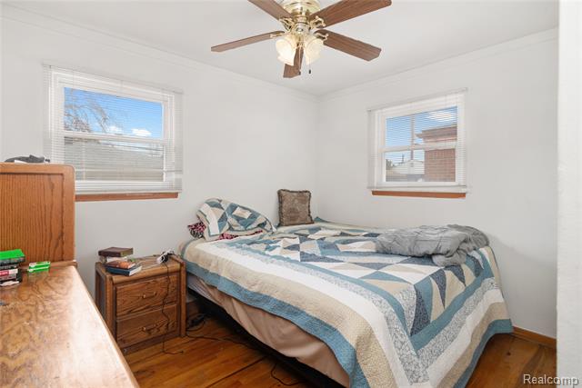 Builiding view eleven for 1731 Grange, Trenton, MI. 48183