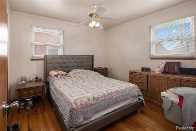 Builiding view seven for 1731 Grange, Trenton, MI. 48183