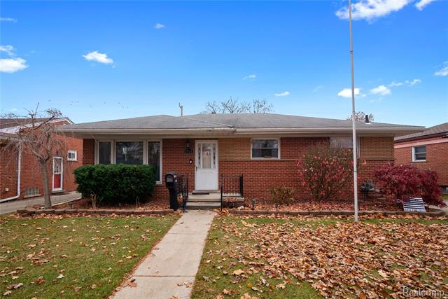 front view for 1731 Grange, Trenton, Mi. 48183