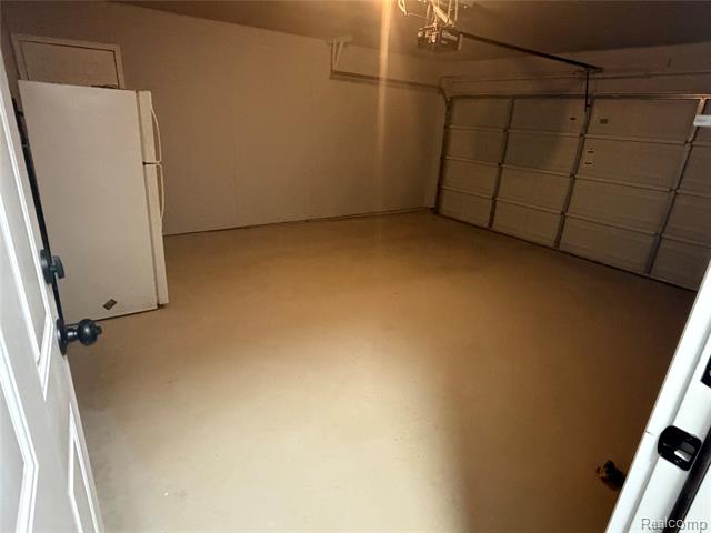 Builiding view thirteen for 20698 Coachwood, Riverview, MI. 48193