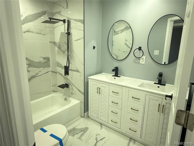 Builiding view twenty four for 20698 Coachwood, Riverview, MI. 48193