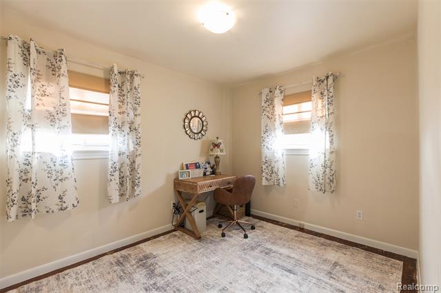 Builiding view twenty for 1847 Churchill, Trenton, MI. 48183