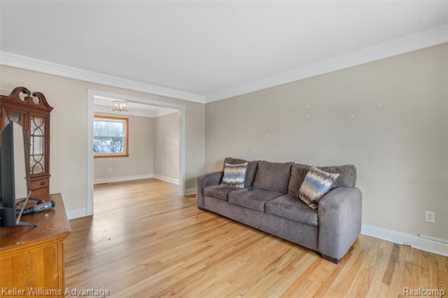 Builiding view six for 19071 Coachwood, Riverview, MI. 48193