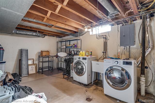 Builiding view thirty for 19071 Coachwood, Riverview, MI. 48193