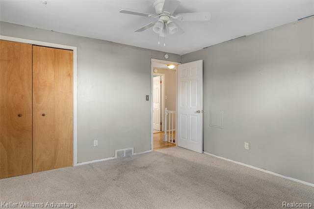 Builiding view twenty five for 19071 Coachwood, Riverview, MI. 48193