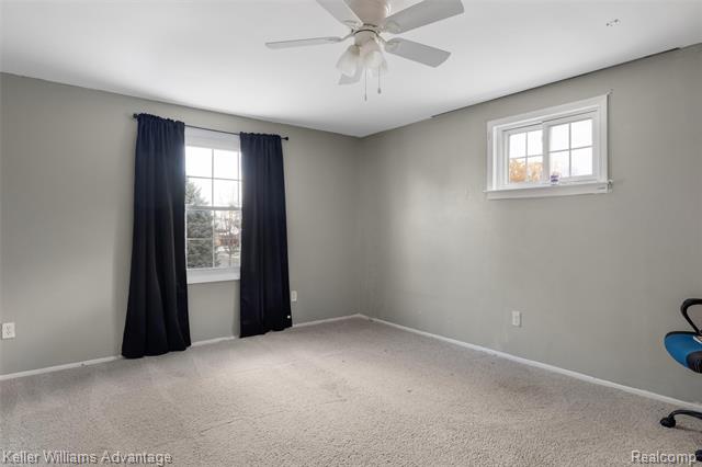 Builiding view twenty four for 19071 Coachwood, Riverview, MI. 48193