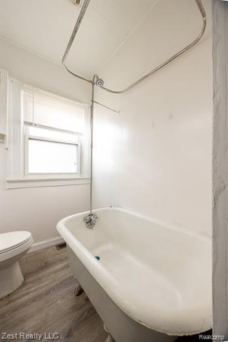 Builiding view nine for 18765 Riverview, Riverview, MI. 48193