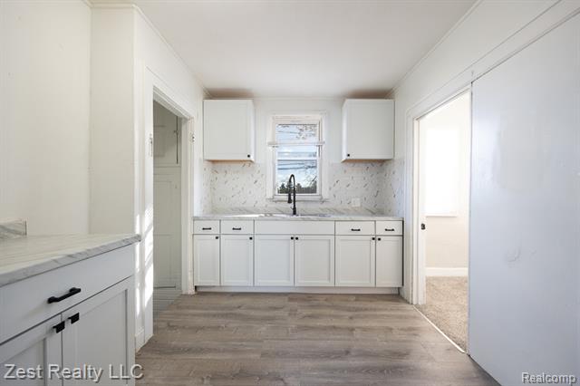 Builiding view one for 18765 Riverview, Riverview, MI. 48193