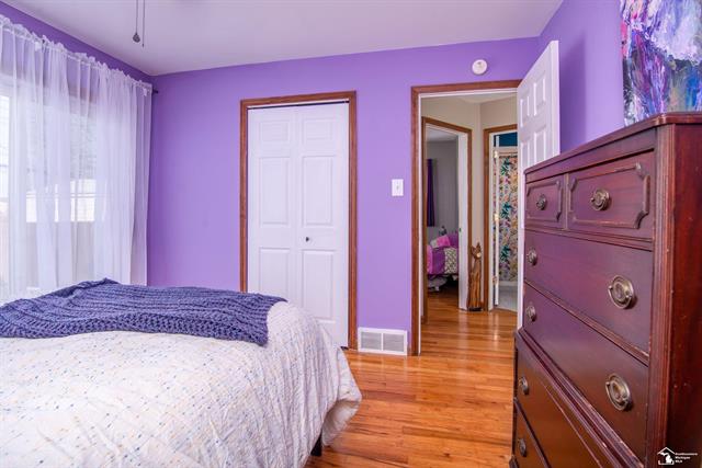 Builiding view fourteen for 18082 Ray, Riverview, MI. 48193