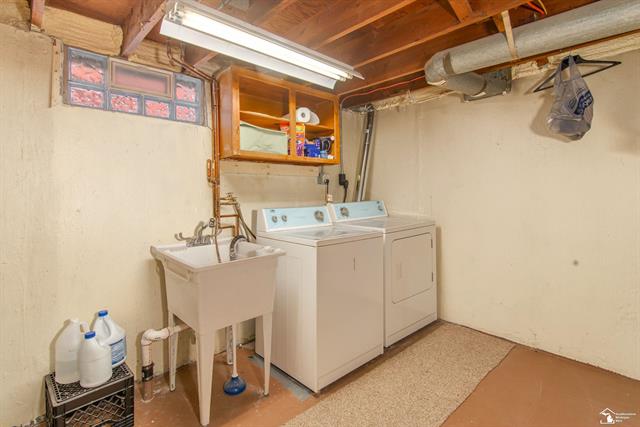 Builiding view twenty three for 18082 Ray, Riverview, MI. 48193