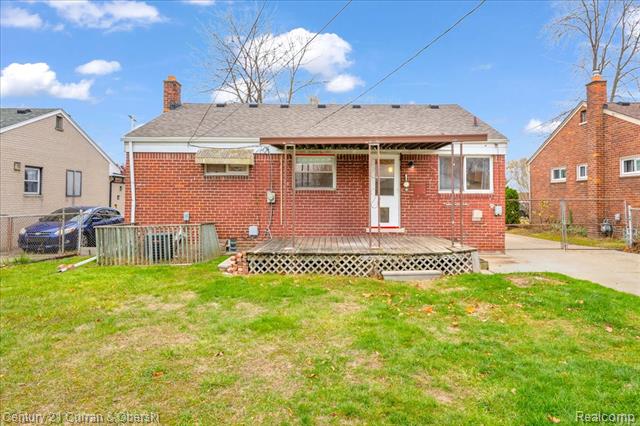 Builiding view nineteen for 18616 Koester, Riverview, MI. 48193