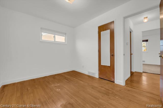 Builiding view twelve for 18616 Koester, Riverview, MI. 48193