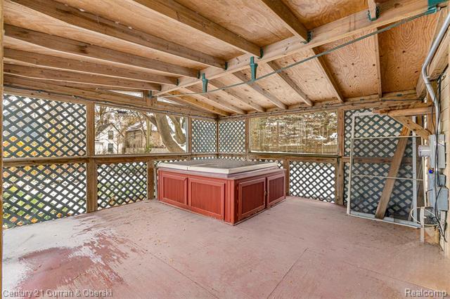 Builiding view twenty one for 11531 Grant, Riverview, MI. 48193