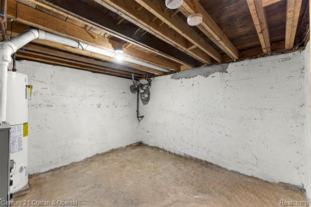 Builiding view twenty for 11531 Grant, Riverview, MI. 48193