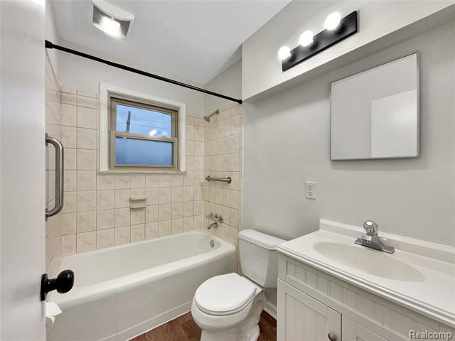 Builiding view eight for 18031 Hamann, Riverview, MI. 48193