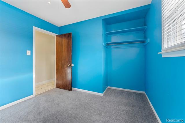 Builiding view thirteen for 12822 Johanna, Riverview, MI. 48193