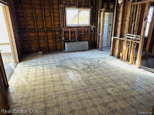 Builiding view twenty two for 505 Forest, Wyandotte, MI. 48192