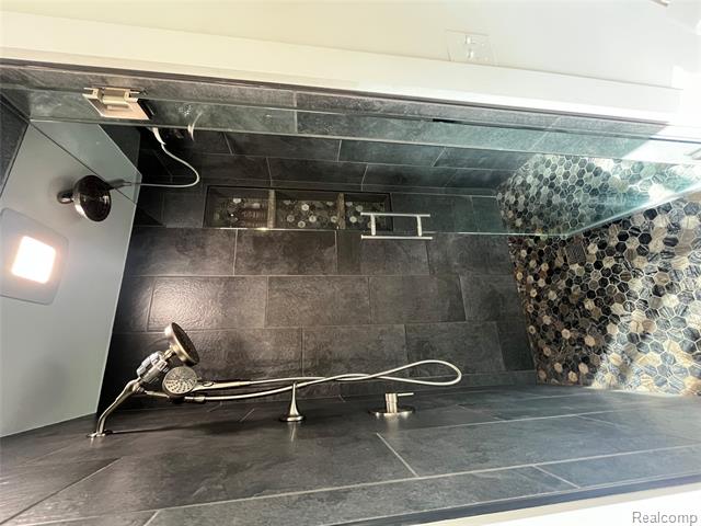 Builiding view fifty seven for 35754 Erie, Rockwood, MI. 48173